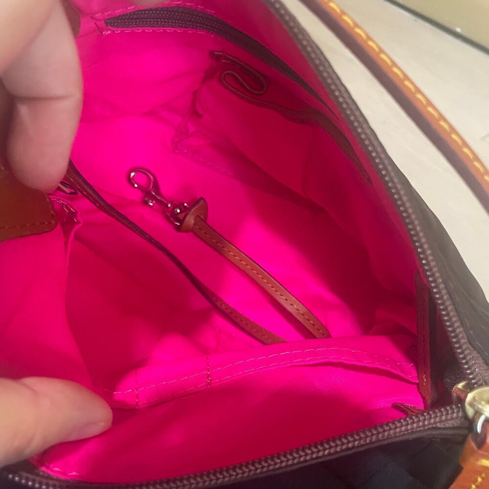 dooney & Bourke vintage nylon pouchlette - Picture 7 of 9